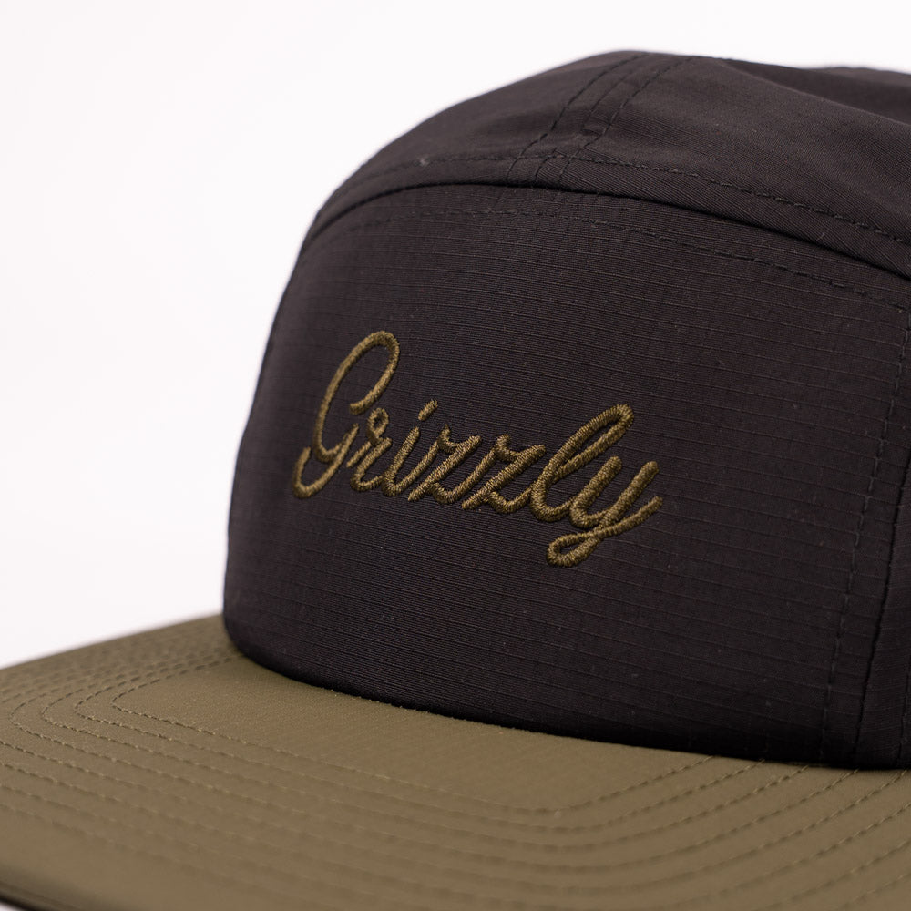 GORRA FIVE PANEL SCRIPT BLACK OLIVE